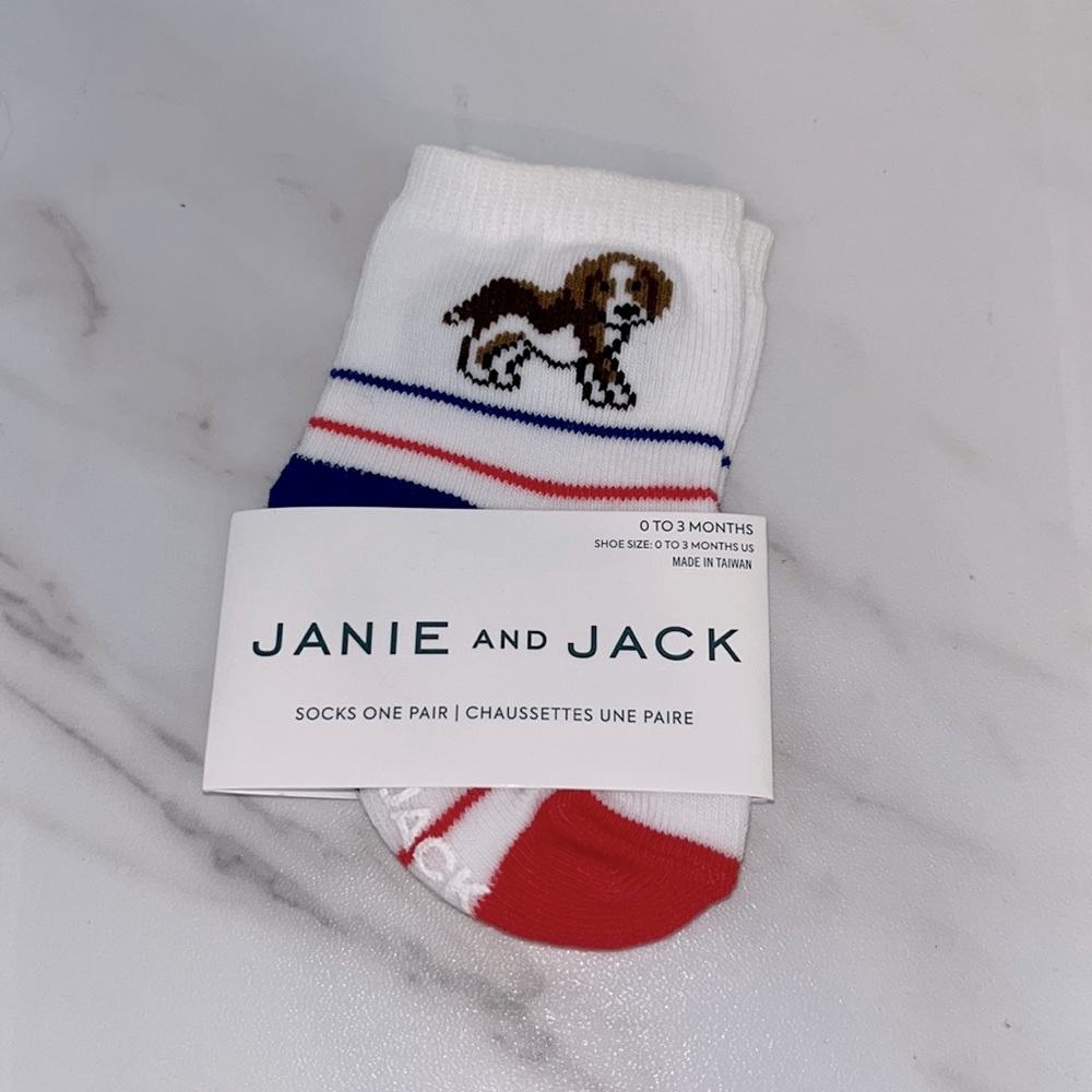 NWT Janie and Jack beagle striped socks 0-3 months